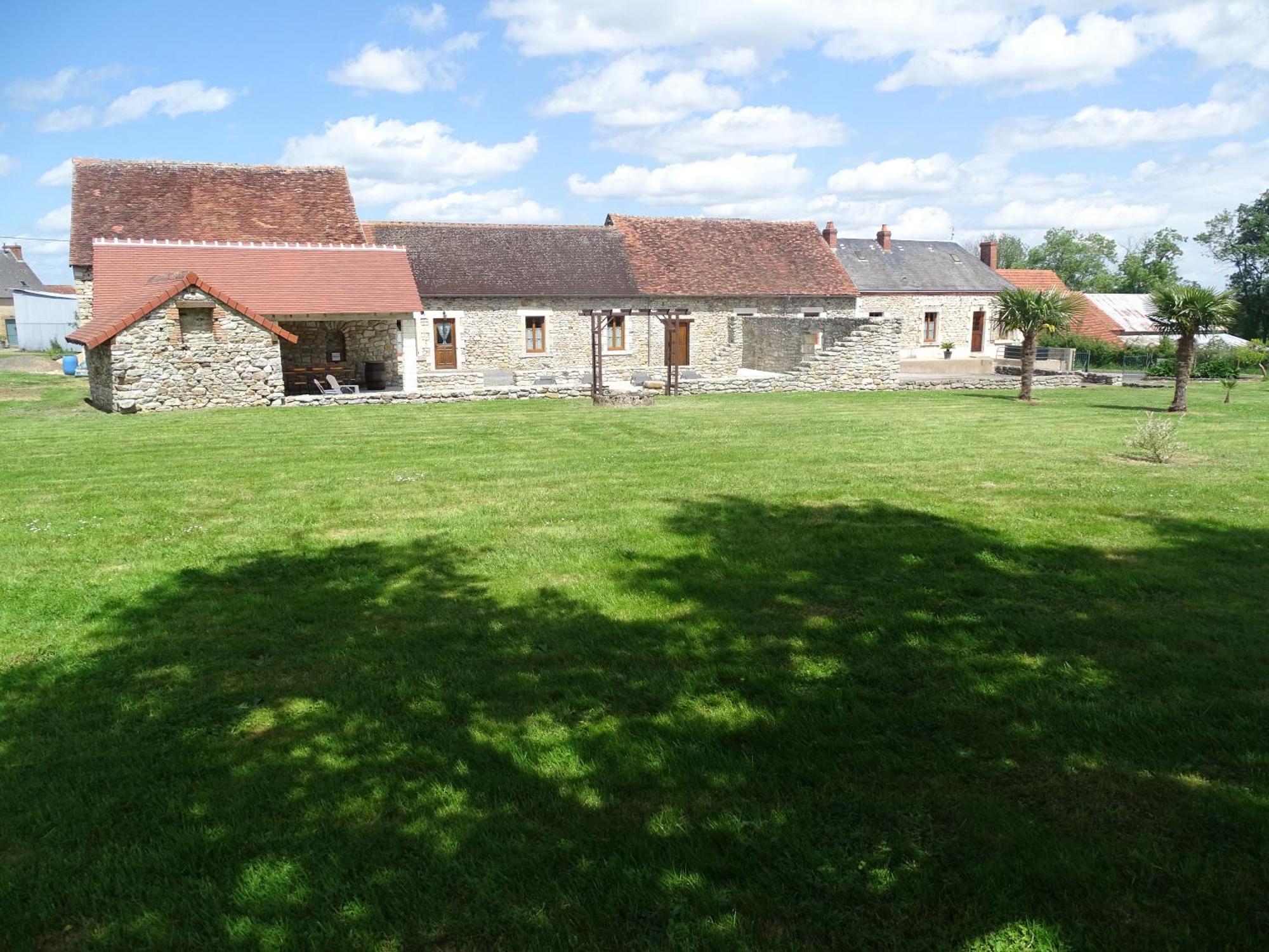 Gite " L'Albizia" Prissac Luaran gambar